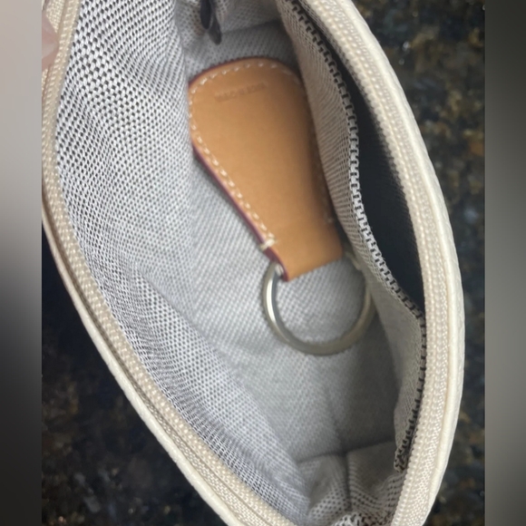 DOONEY & BOURKE PEBBLED LEATHER HOBO BAG BUNDLE - Picture 13 of 13